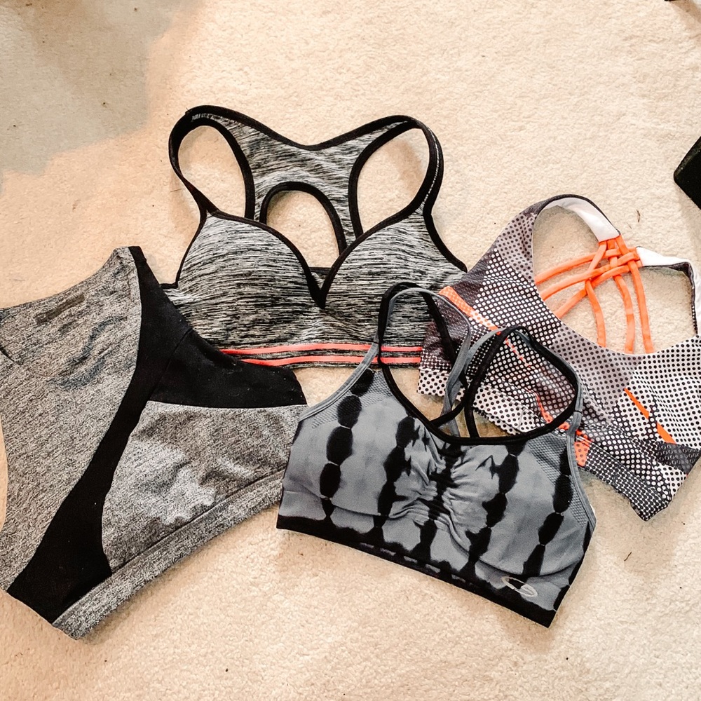 S P O R T S B R A B U N D L E - image 1